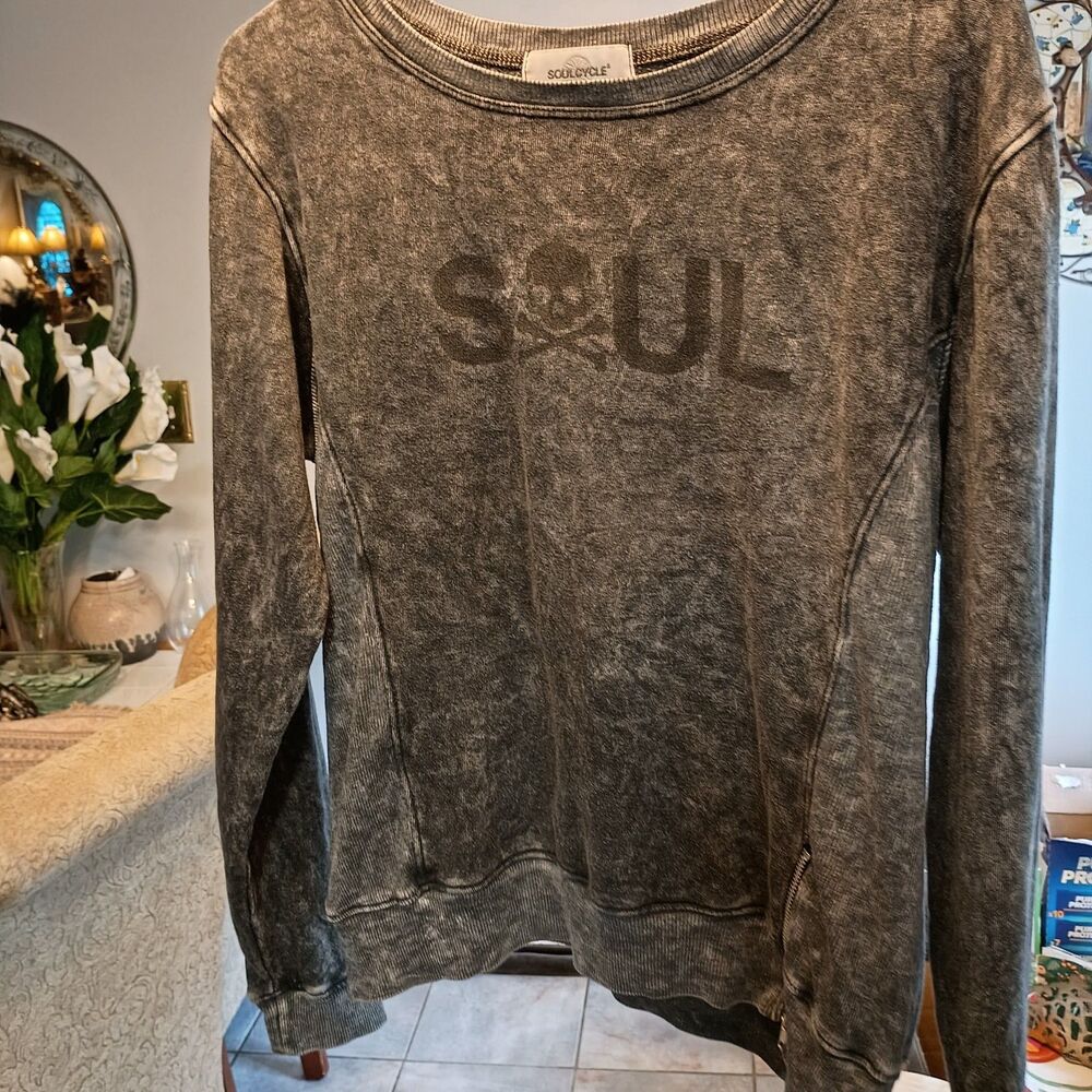 SoulCycle Sweatshirt Women's L Grey Acid Wash Skull Crewneck Made in USA Zip